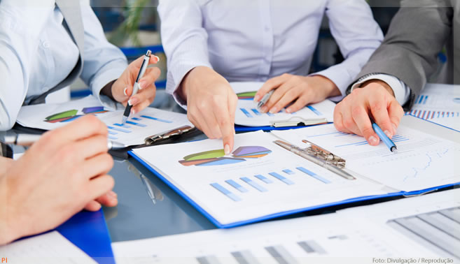 COVID-19: empresas devem continuar o investimento em mídia durante a crise?