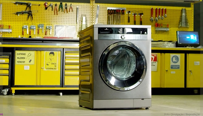 Máquina de lavar filtra microplásticos antes do descarte de água